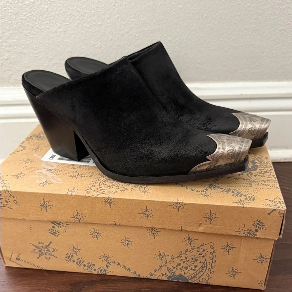 Free People Brayden Western Mule Black and Silver Mules Size 40 - Picture 2 of 10